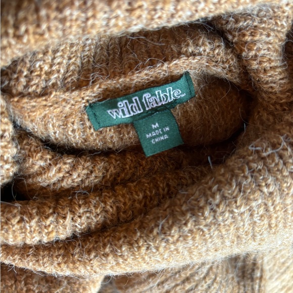 Brown turtleneck sweater - Picture 4 of 4